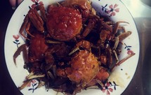 不加一滴水的油焖大闸蟹