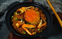 大闸蟹粉丝煲