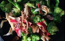 蟹肉棒炒西兰花