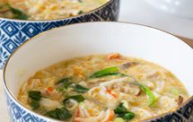 鲜掉眉毛的蟹肉菠菜面疙瘩