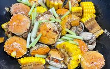 玉米香辣大闸蟹，非常香非常入味