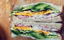 快手儿童宝宝早餐吐司蟹肉沙拉鸡蛋