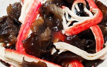 (五分钟上桌)蟹肉棒拌木耳