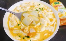 蟹黄豆腐，咸蛋黄版-太太乐鸡汁快手菜