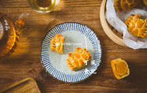 大闸蟹广式月饼蛋黄莲蓉小美版