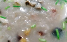 电饭锅版皮蛋瘦肉粥