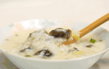 【大雄家】皮蛋瘦肉粥