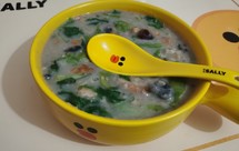 减脂版皮蛋瘦肉粥（即皮蛋鸡胸肉生菜燕麦粥）