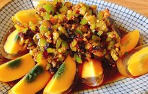 凉拌皮蛋 变蛋 松花蛋（五星大厨私传配方，5分钟搞定，朋友说是他吃过最好吃的）