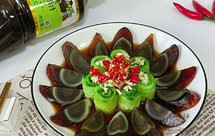 捞汁黄瓜松花蛋