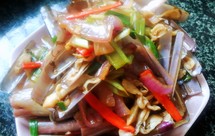 青红椒炒圣子～～（指甲螺）