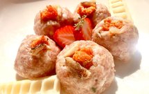 清蒸蟹粉狮子头