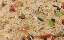 喷香的咸鸭蛋香菇炒饭