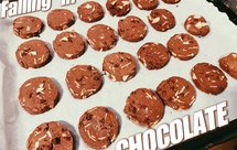 杏仁榛子巧克力饼干