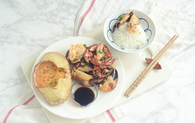 英格兰冻熟甜蟹两吃-蟹黄蒸蛋+香辣炒蟹