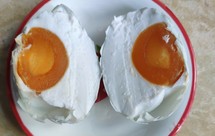 超级简单腌制咸鸭蛋