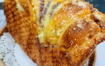 咸蛋黄芋泥吐司