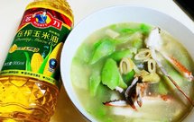丝瓜咸笋白蟹汤