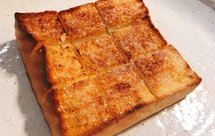 黄油焦糖烤吐司