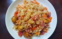 板栗腊肠焖饭