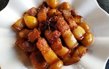 鹌鹑蛋炖五花肉