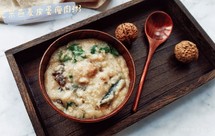 无米燕麦皮蛋瘦肉粥