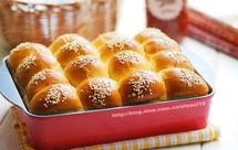 大人小孩都爱不释口的【蜂蜜牛奶小餐包】