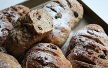 全麦葡萄干面包