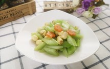 月子餐素菜食谱《西芹炒莲米》