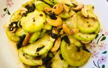 纯素美食｜坚果榄菜脆瓜（腰果橄榄菜炒西葫芦）