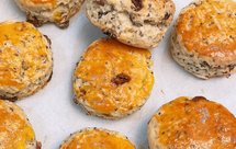 免发酵易上手的奇亚籽葡萄干司康