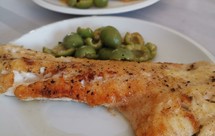 最简之平底锅煎烤costco rockfish和青橄榄