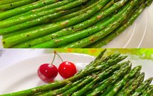 鲜脆爽嫩❗️香气扑鼻的‼️黑椒橄榄油香煎芦笋