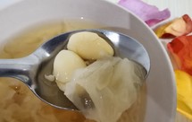 银耳白果（银杏）糖水