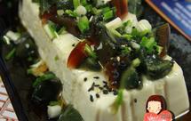 皮蛋豆腐