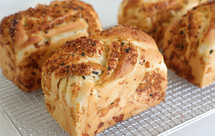 70%冷藏中种海苔肉松小吐司