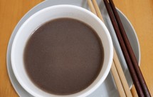 黑豆生鱼汤、丝瓜炒肉片