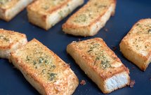 蒜香吐司条低脂橄榄油版