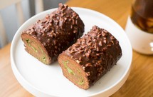 只是想吃巧克力而已【梦龙脆皮蛋糕卷】