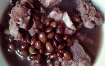 黑豆排骨汤