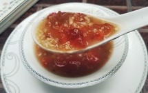 桃胶皂角米木瓜小米甜粥