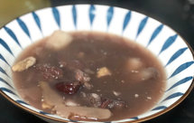 黑豆淮山排骨汤