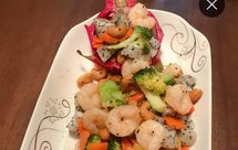 营养美味又爽口：虾仁炒火龙果&腰果