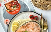 椰香鹰嘴豆泥佐三文鱼排