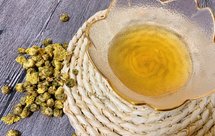 小姨妈雪梨罗汉果菊花茶(对抗秋燥最佳清润饮料,老少咸宜)