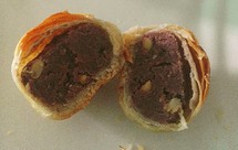 模仿网红月饼之四：红豆沙松仁月饼（包含蜜豆）