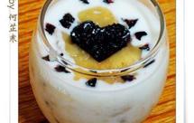 乌梅香蕉酸奶杯