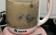 薏米茯苓芡实煲鲫鱼