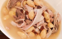 熊熊白白-胡椒白果炖猪肚