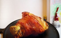 经典德式烤猪肘子【德国烤猪肘】Schweinshaxen